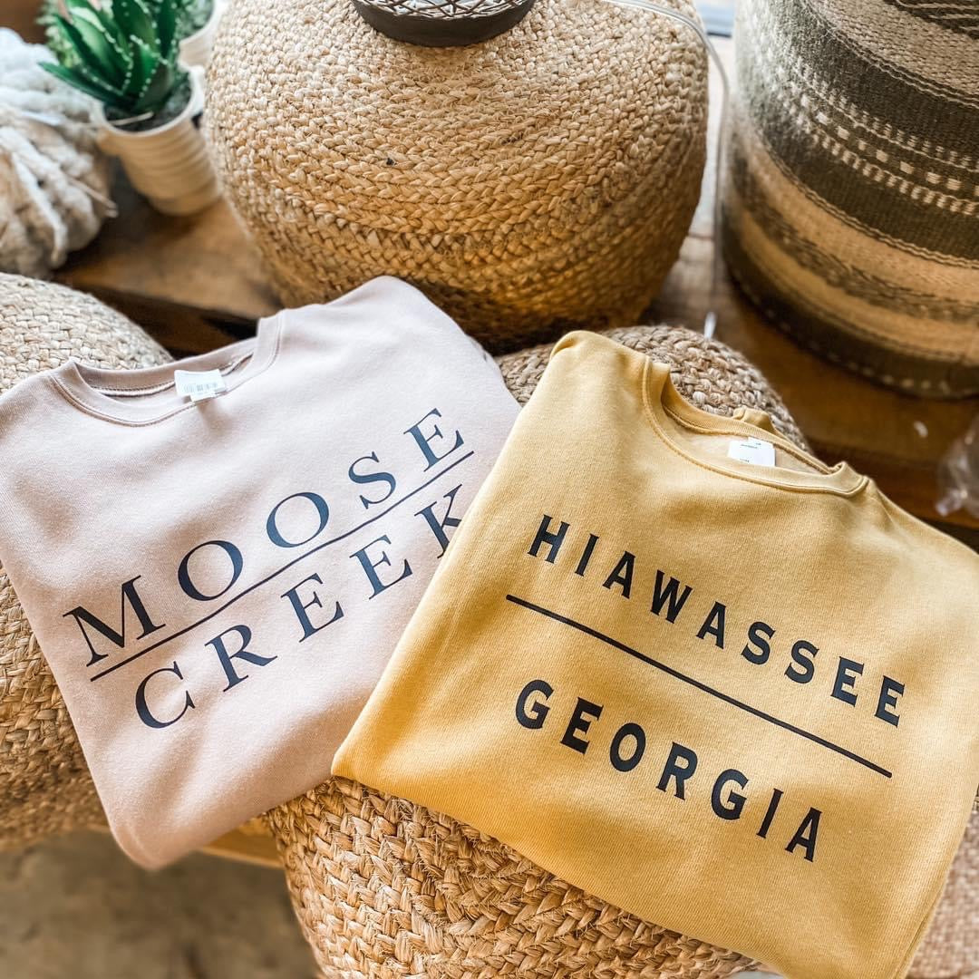 Moose Creek Crewneck | Latte